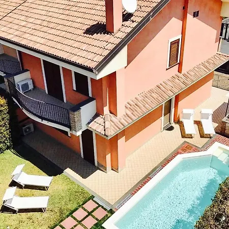 Terraced House - Isi01102a-iyg *
