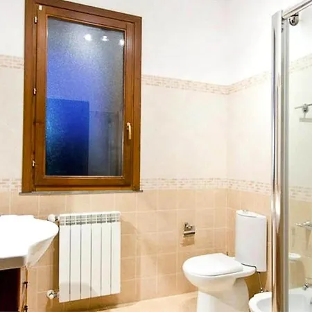 Terraced House - Isi01102a-iyg